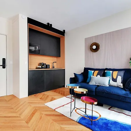 Appartamento Lovely Parisian Near The Eiffel Tower *
